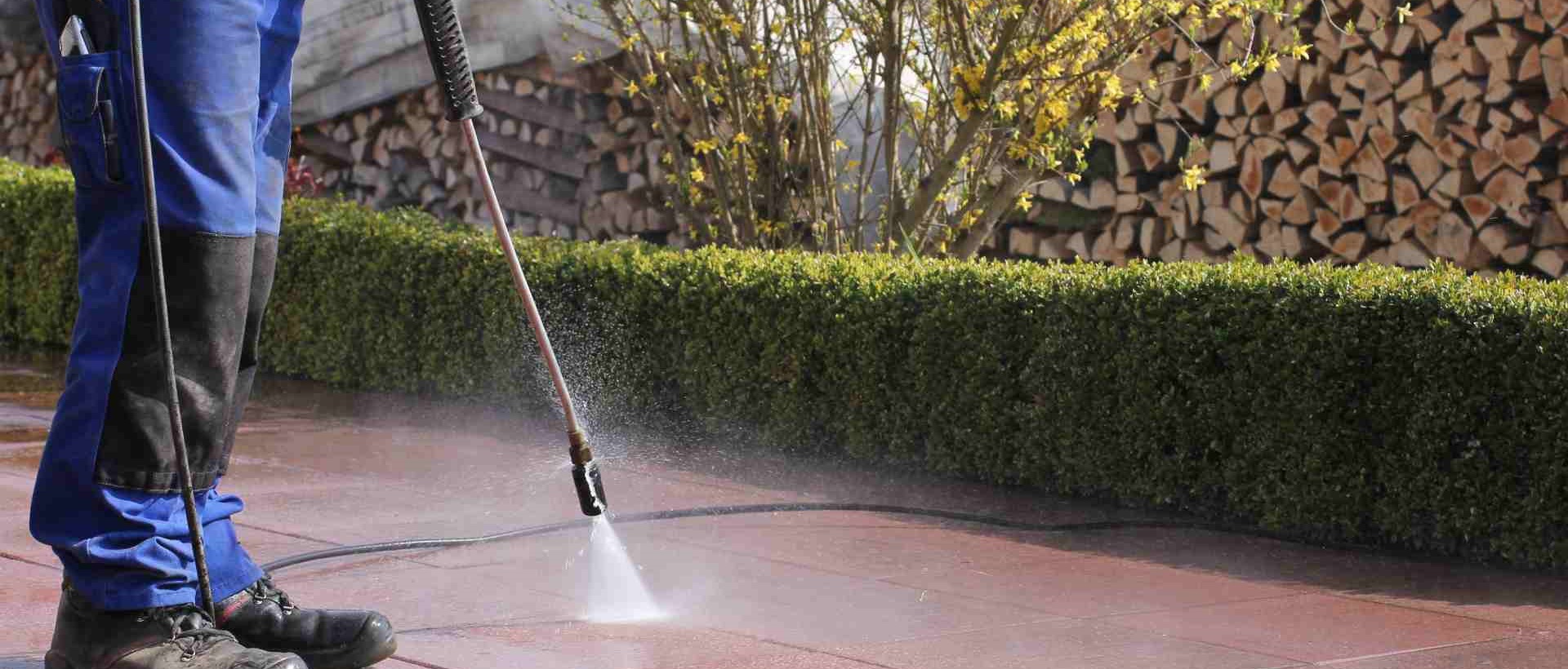 garden maintenance EN6